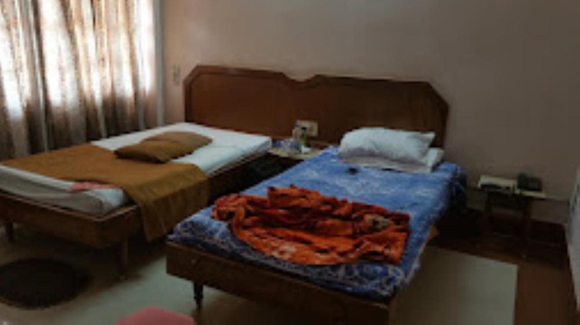 Hotel Blue Wheel,Bhubaneswar Buitenkant foto